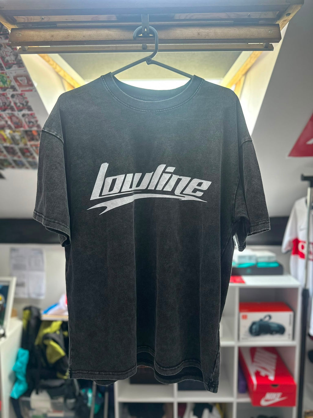 Casual lowline shirt