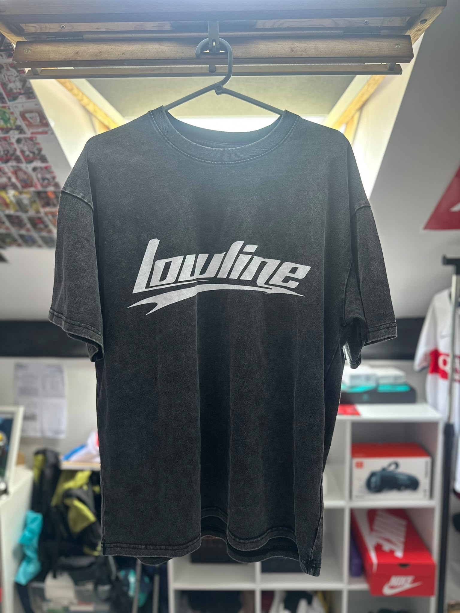 Casual lowline shirt